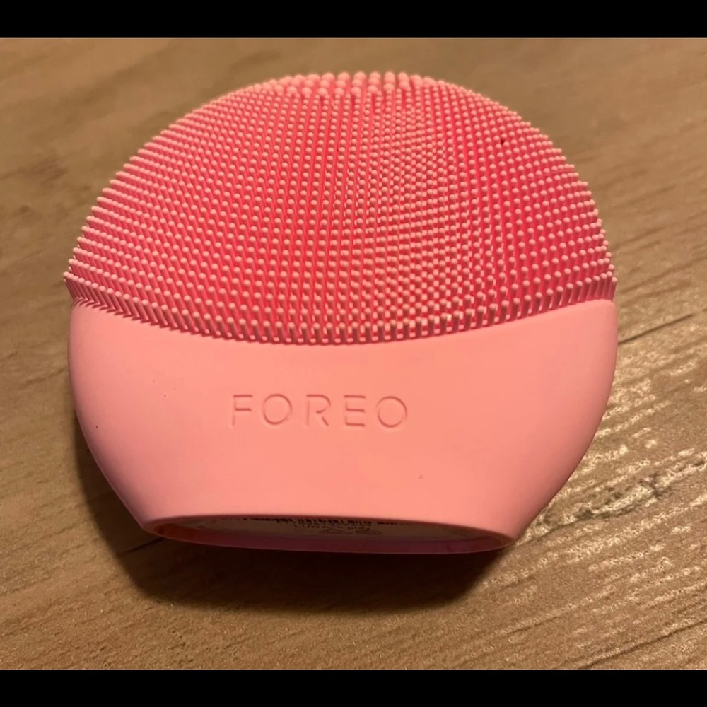 Foreo play